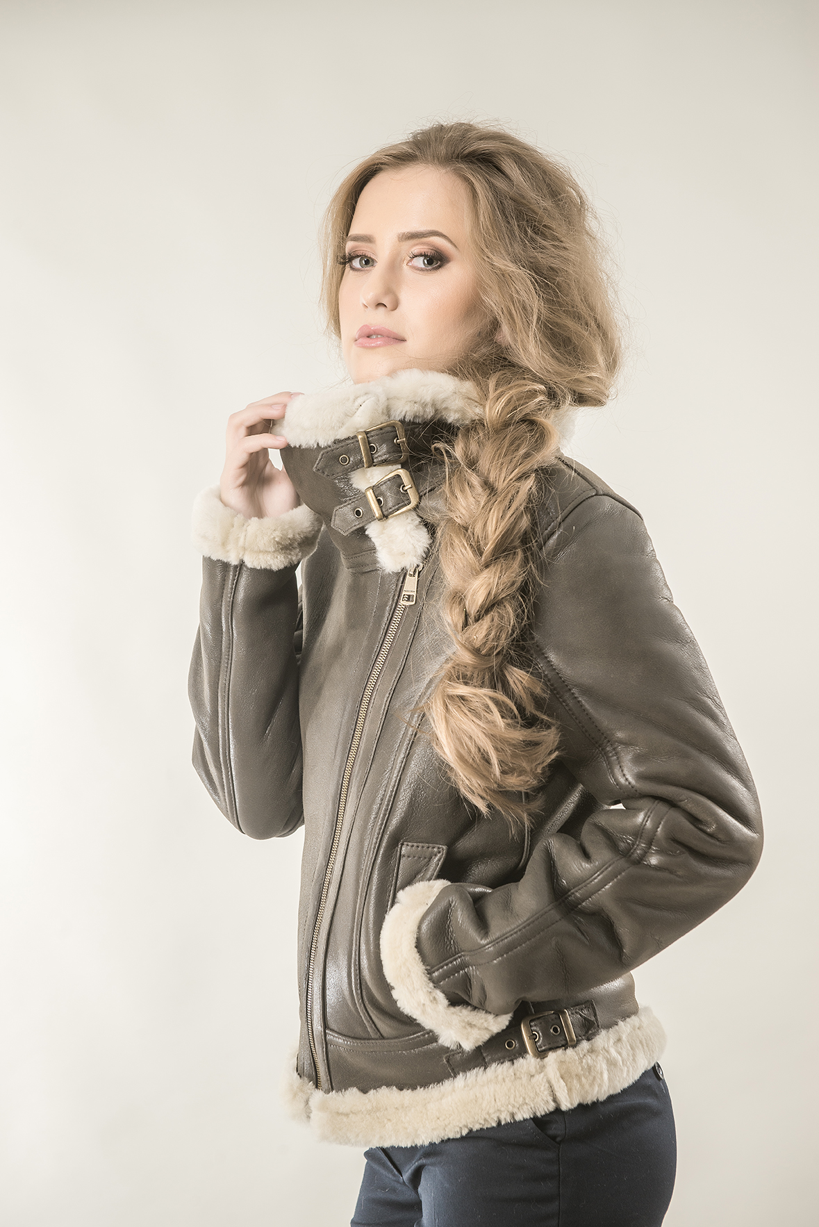 Womens fur coat brown 237 P 5
